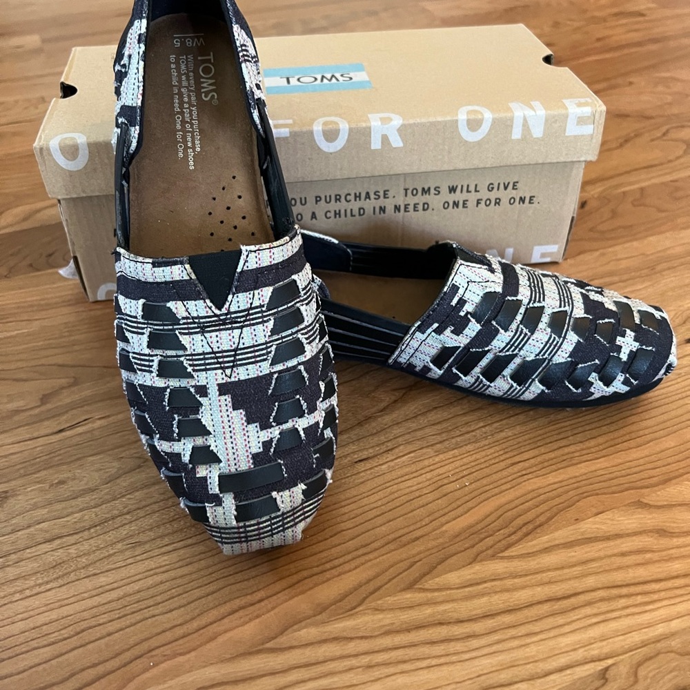 Toms Huarache Alpargata Black Multi Shoes Size 8.5 NIB